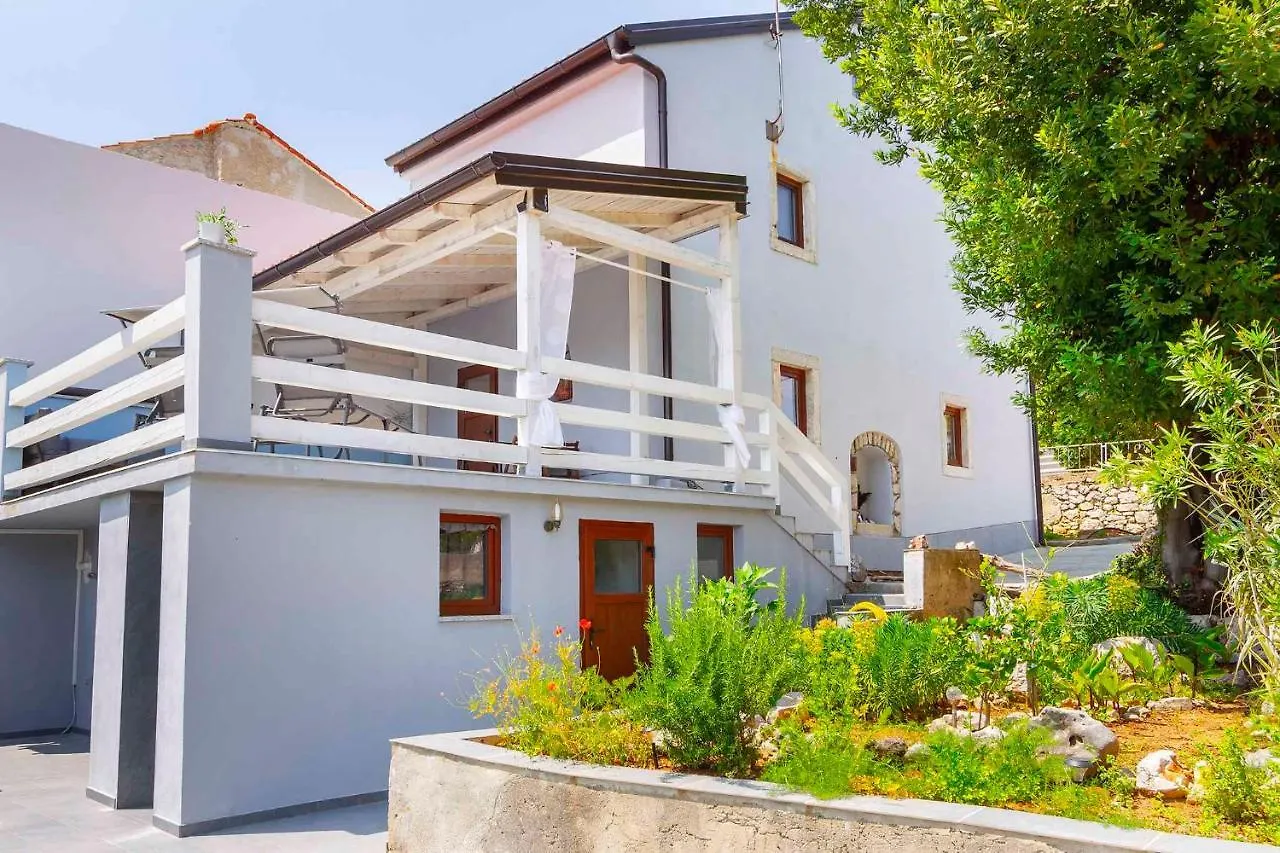 Apartment In Silo - Insel Krk 45239