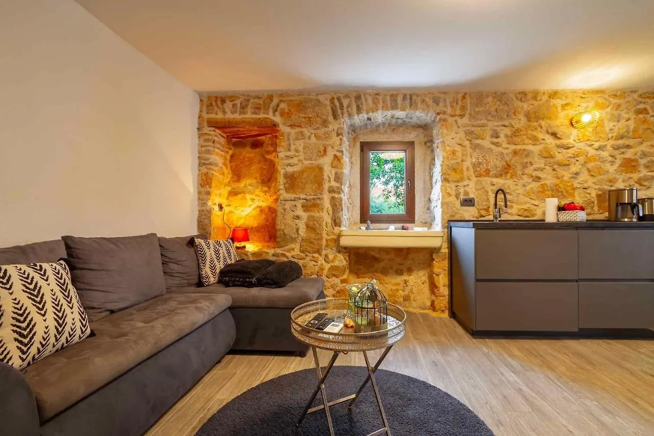 Apartment In Silo - Insel Krk 45239 0*, Silo (Krk) Croatia